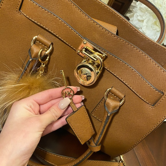 Michael Kors Medium Hamilton Satchel Bag - Picture 10 of 10